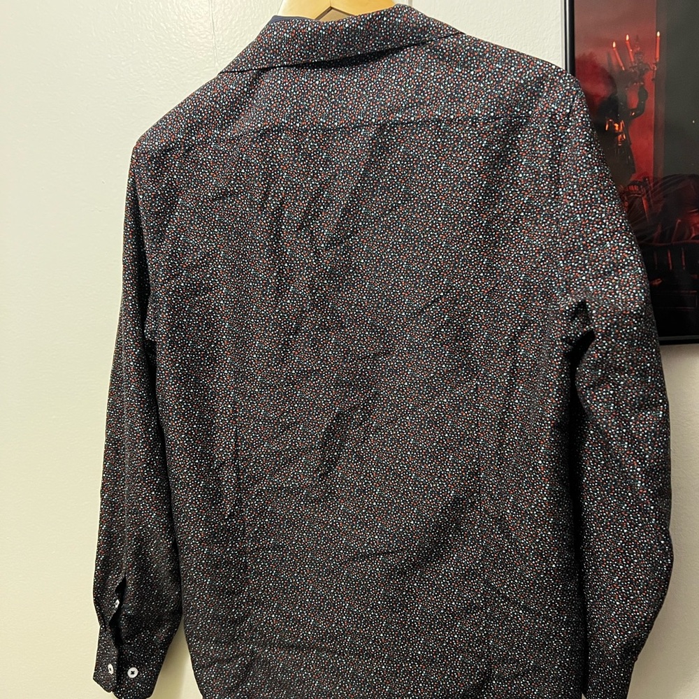 Rose-Patterned Long Button Up ๐ฅ๐น SIZE:M - Picture 2 of 3